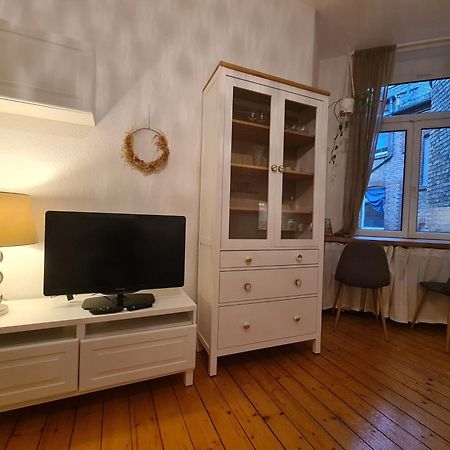 Home Away From Home Stylish Central Netflix Kitchen Wiesbaden Dış mekan fotoğraf