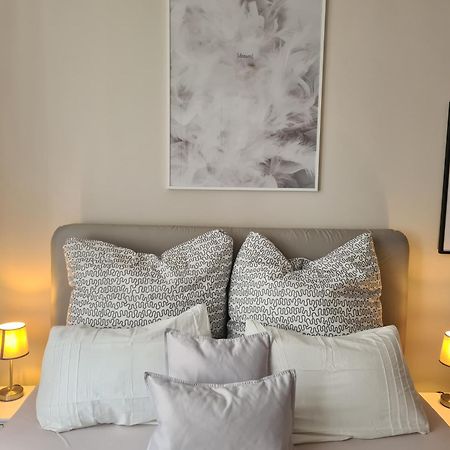 Home Away From Home Stylish Central Netflix Kitchen Wiesbaden Dış mekan fotoğraf