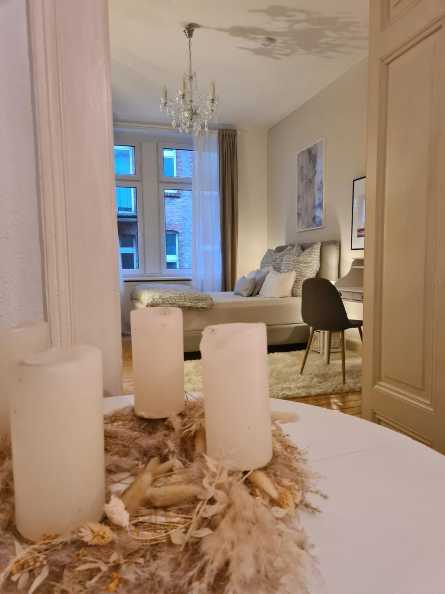 Home Away From Home Stylish Central Netflix Kitchen Wiesbaden Dış mekan fotoğraf